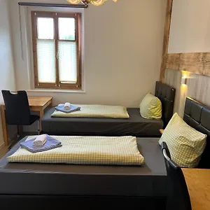 2* Locanda Loewen
